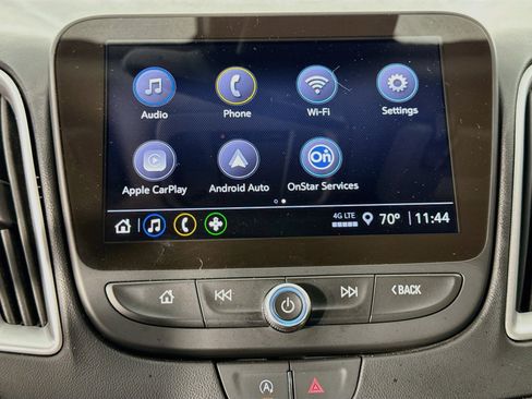 Used 2025 Chevrolet Malibu LS FWD image 17