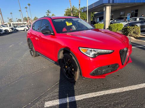 Used 2020 Alfa Romeo Stelvio w/ Nero Edizione image 7