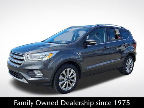 Used 2017 Ford Escape Titanium AWD/4WD image 3