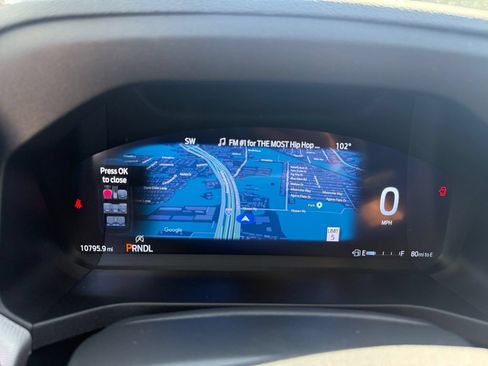 Used 2025 Ford Explorer Active RWD image 14