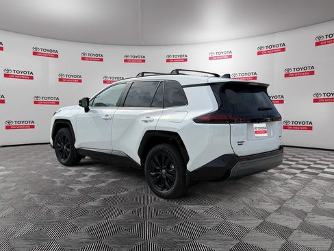 Used 2026 Toyota RAV4 SE w/ Convenience Package AWD/4WD image 5