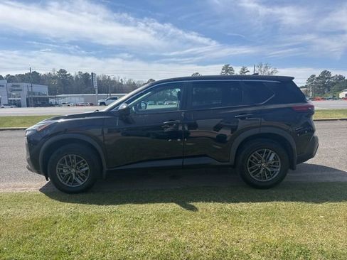 Used 2021 Nissan Rogue S image 6