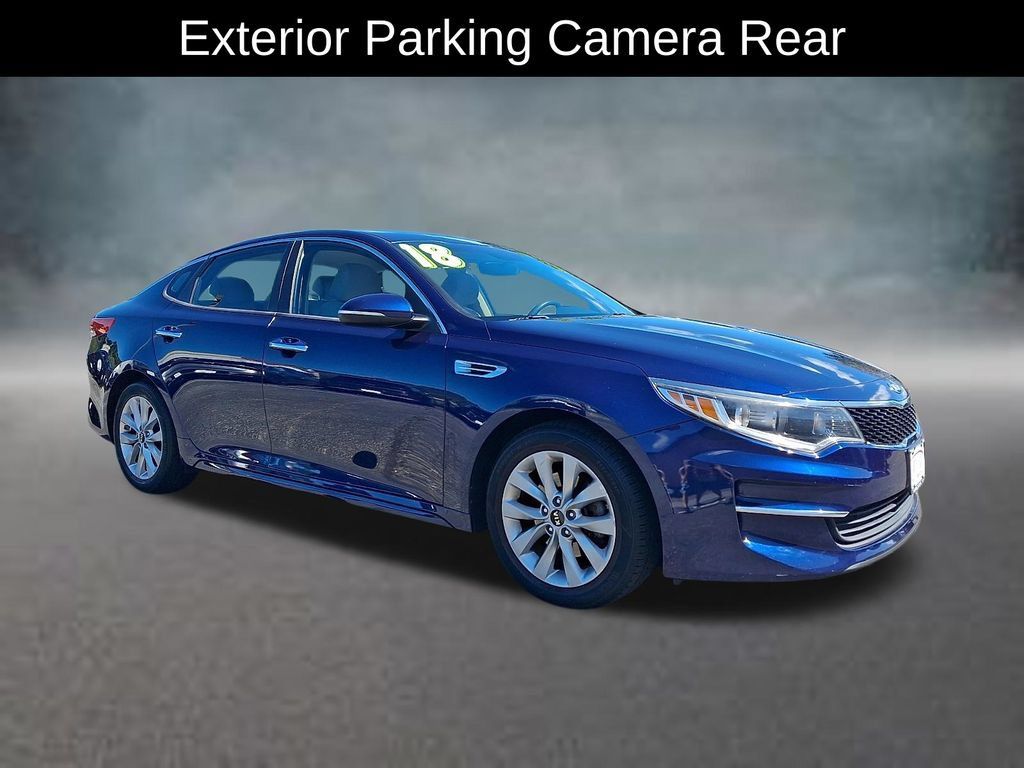 Used 2018 Kia Optima LX w/ 17" Alloy Wheels Package FWD image 4