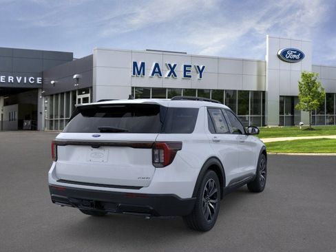 New 2026 Ford Explorer ST-Line AWD/4WD image 8