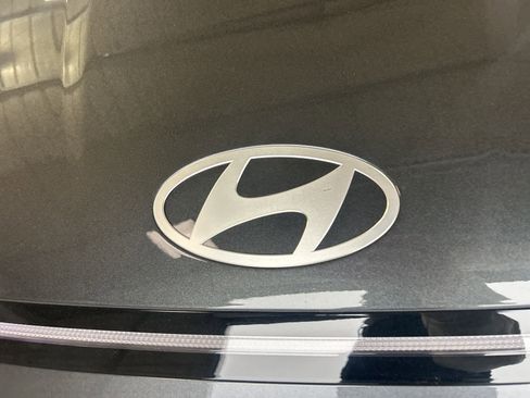 Certified 2025 Hyundai Sonata SE image 3