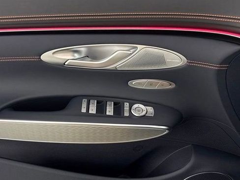 New 2026 Genesis GV70 2.5T Sport Prestige image 10