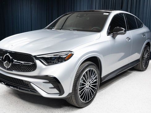 New 2027 Mercedes-Benz GLC 300 4MATIC image 1