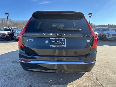 Certified 2024 Volvo XC90 T8 Plus w/ Protection Package Premier image 6