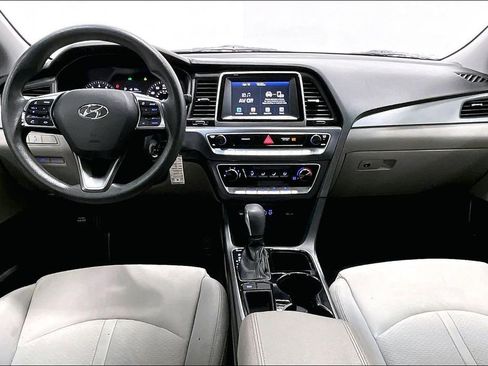 Used 2018 Hyundai Sonata SE image 18