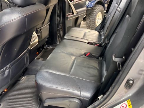 Used 2014 Lexus GX 460 w/ Premium Package AWD/4WD image 26