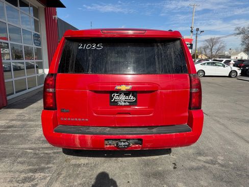 Used 2015 Chevrolet Suburban LT image 6