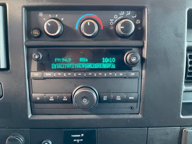 Used 2025 Chevrolet Express 2500 w/ Driver Convenience Package RWD image 9