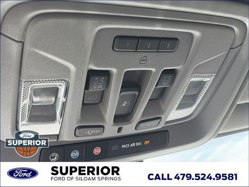 Used 2025 Chevrolet Silverado 3500 LTZ w/ LTZ Convenience Package image 11