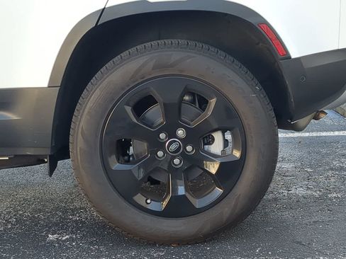 Certified 2024 Land Rover Defender 110 S image 14