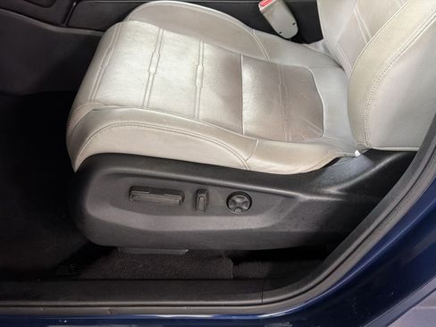 Used 2019 Honda CR-V EX-L image 15