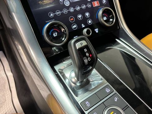 Used 2022 Land Rover Range Rover Sport HSE Dynamic image 16