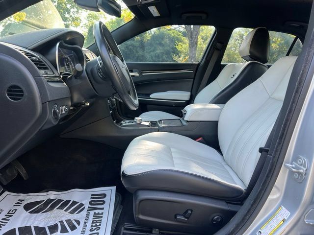 Used 2021 Chrysler 300 S w/ S Model Appearance Package RWD image 12