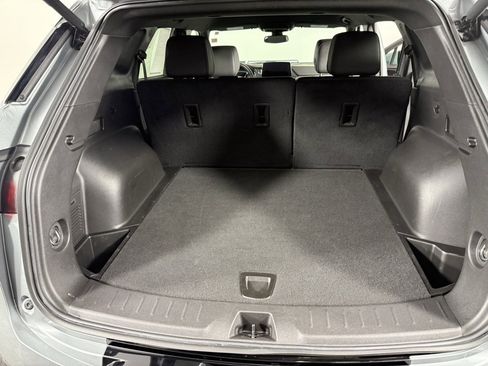 Used 2025 Chevrolet Blazer RS image 12