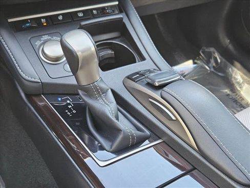 Used 2018 Lexus ES 350 w/ Luxury Package w/Wood Trim FWD image 17