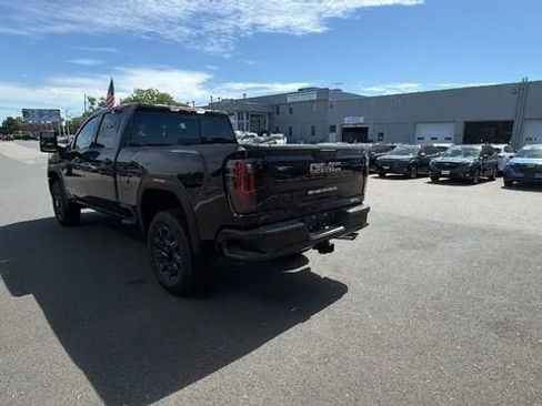 New 2026 GMC Sierra 2500 AT4 w/ Technology Package AWD/4WD image 5