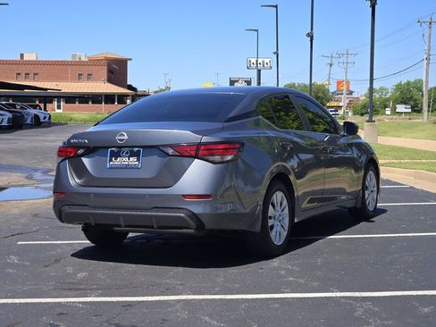 Used 2025 Nissan Sentra S FWD image 7