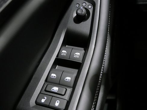 New 2025 Jeep Grand Cherokee 4WD image 13