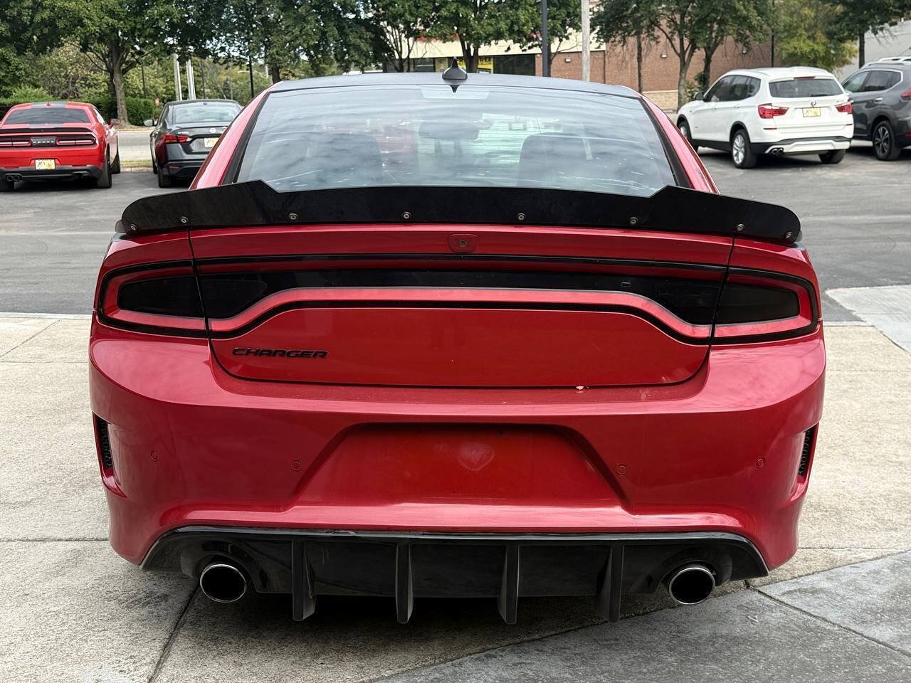 Used 2017 Dodge Charger R/T RWD image 5