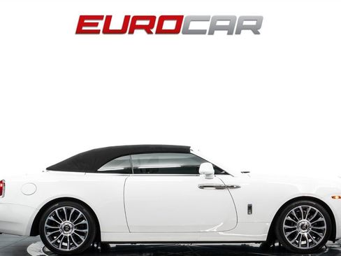 Used 2018 Rolls-Royce Dawn image 8