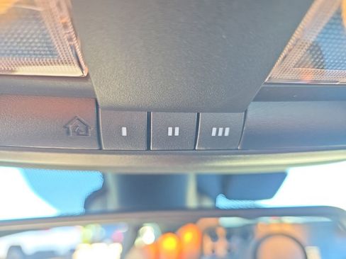 Used 2023 Dodge Challenger R/T w/ Blacktop Package image 28