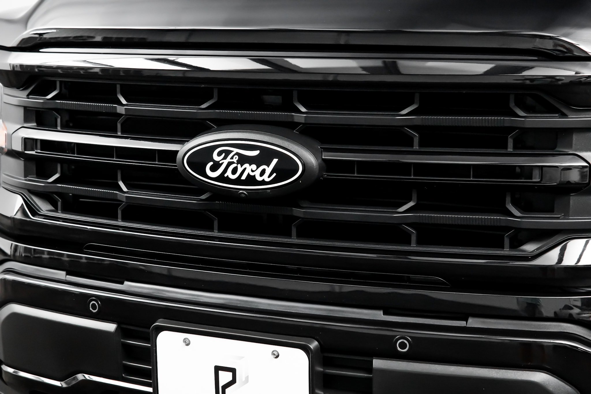 Used 2026 Ford F150 XLT w/ Equipment Group 302A MID AWD/4WD image 4