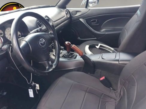 Used 2002 MAZDA MX-5 Miata LS RWD image 6