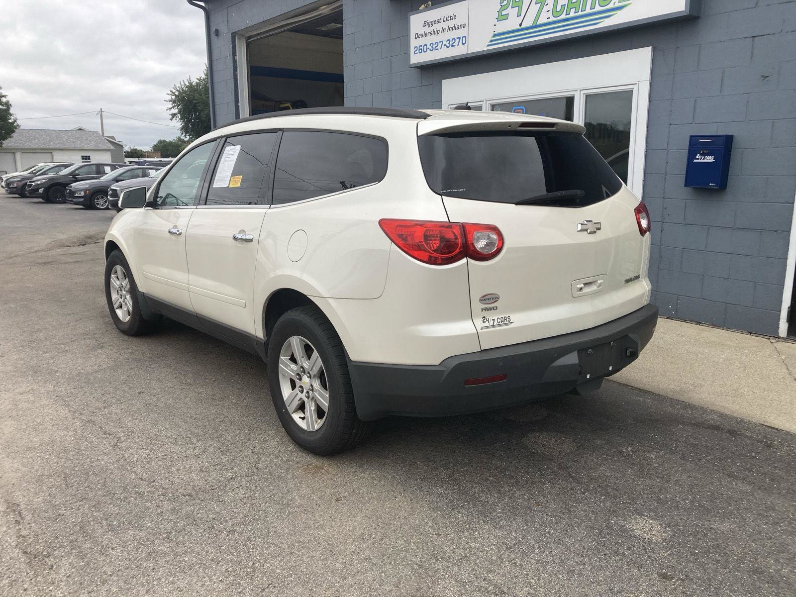 Used 2011 Chevrolet Traverse LT w/ Personal Connectivity Package AWD/4WD image 5