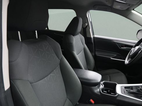 Certified 2024 Toyota RAV4 XLE FWD image 35