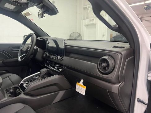 New 2026 Chevrolet Colorado Trail Boss AWD/4WD image 21