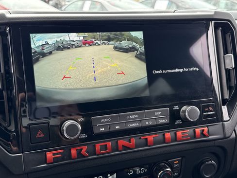 Used 2026 Nissan Frontier PRO-4X AWD/4WD image 23