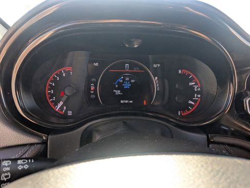 Used 2021 Dodge Durango SXT image 15