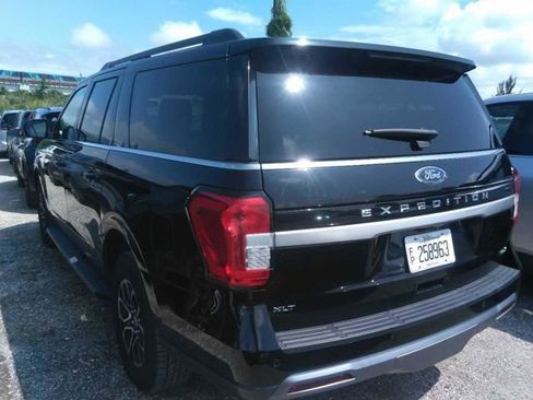 Used 2024 Ford Expedition Max XLT AWD/4WD image 2