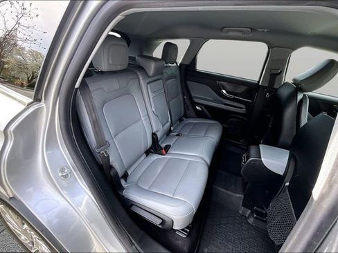 Used 2022 Lincoln Corsair AWD w/ Equipment Group 101A image 28