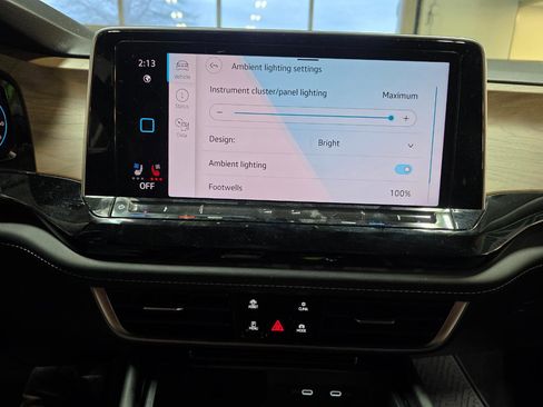 Used 2024 Volkswagen Atlas SE image 38