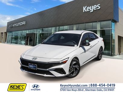 Certified 2025 Hyundai Elantra SEL