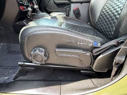 Used 2021 Jeep Gladiator Mojave AWD/4WD image 16