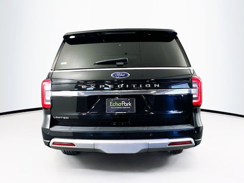 Used 2023 Ford Expedition Limited image 7
