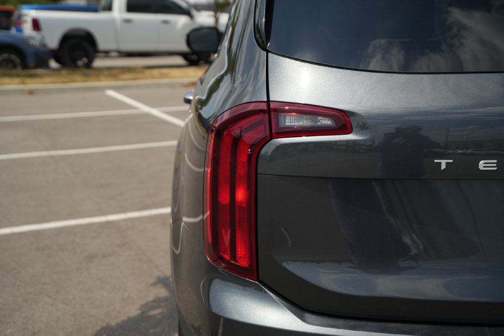 Used 2023 Kia Telluride S FWD image 44