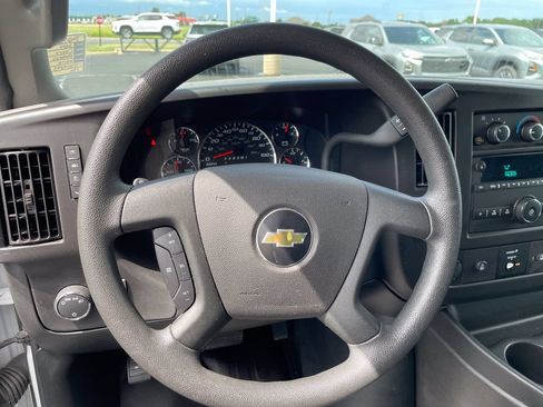 Used 2024 Chevrolet Express 2500 w/ Driver Convenience Package RWD image 10