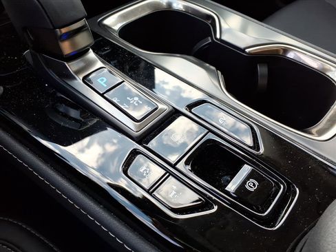 Used 2025 Lexus NX 350h AWD w/ Premium Package image 14