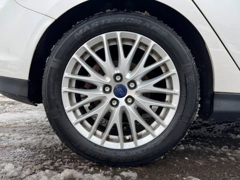 Used 2014 Ford Focus Titanium image 13