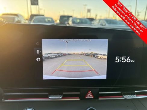 Used 2024 Hyundai Elantra SEL image 24