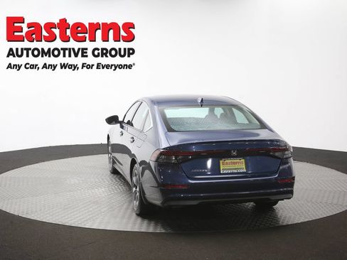Used 2023 Honda Accord EX image 37