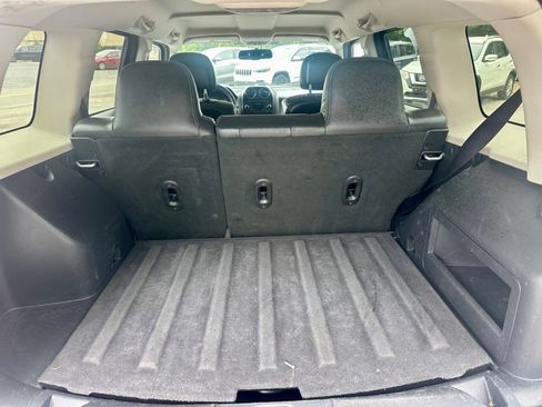 Used 2016 Jeep Patriot Sport FWD image 14