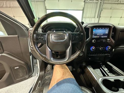 Used 2020 GMC Sierra 3500 Denali w/ Denali Ultimate Package AWD/4WD image 29